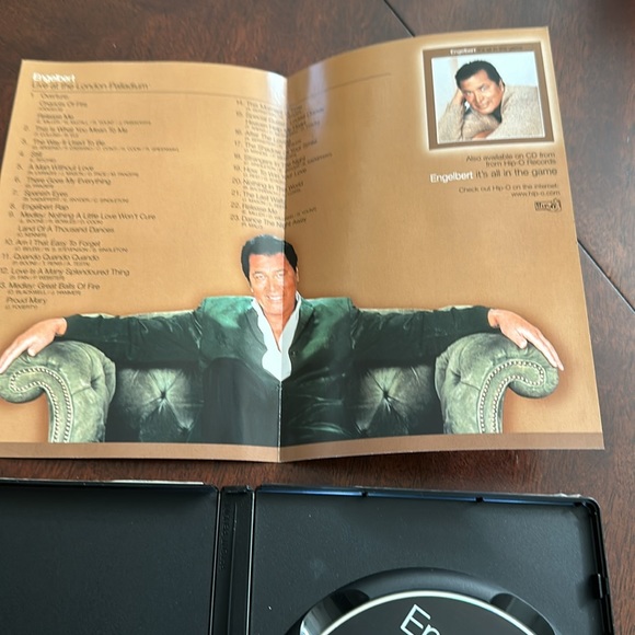 Engelbert Humperdinck LIVE at the London Palladium Concert DVD EC - Picture 5 of 5